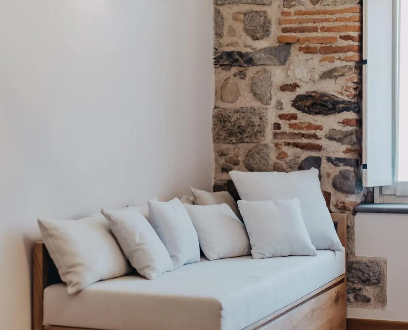 17Th Century Villa With Poolside Comfort Calvagese Della Riviera